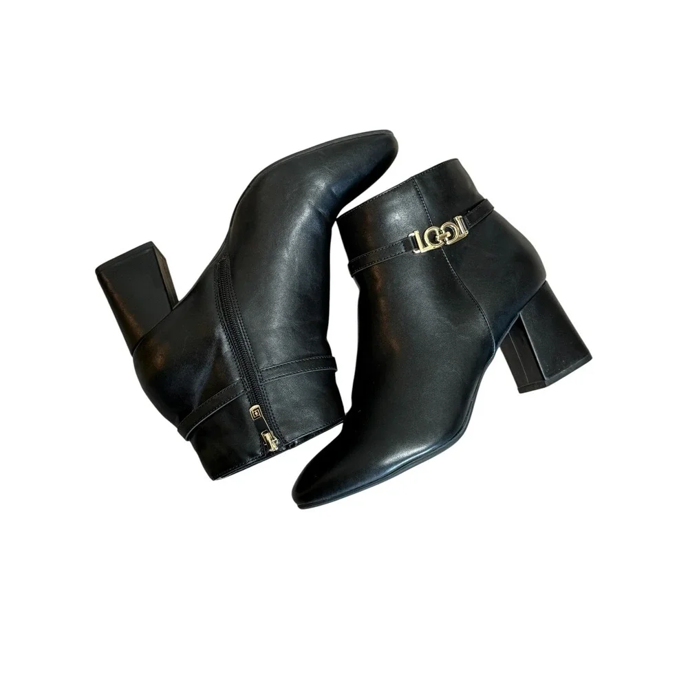 Liz Claiborne Monte Black Faux Leather Gold Hardware Block Heel‎ Ankle Boots 8W